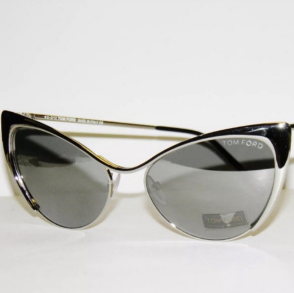 Tom Ford Brand New Gorgeous Sunglasses - Picture 3 of 11